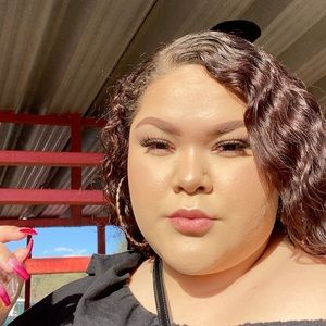 Meet your Posher, Janet